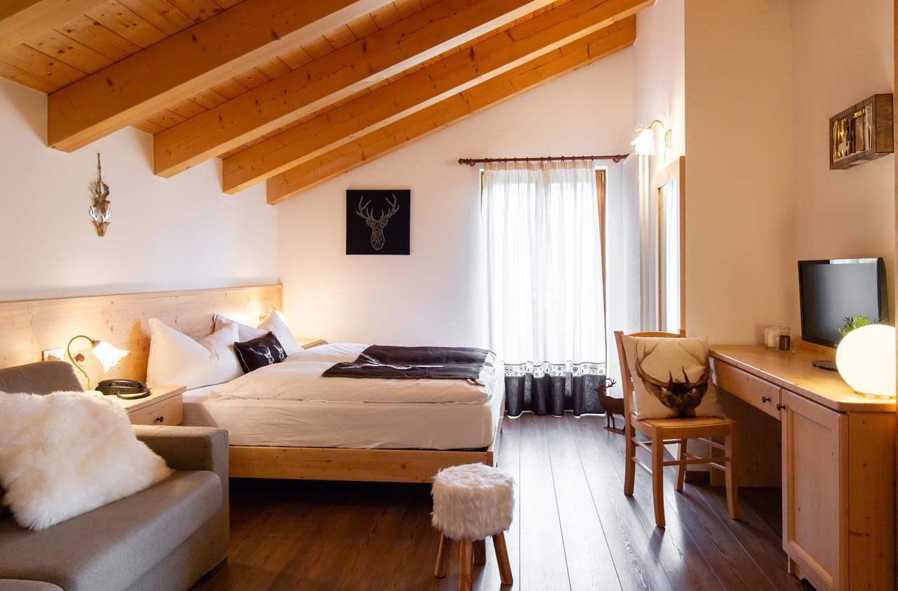 Hotel Chalet Giasenei Sagron Mis Экстерьер фото
